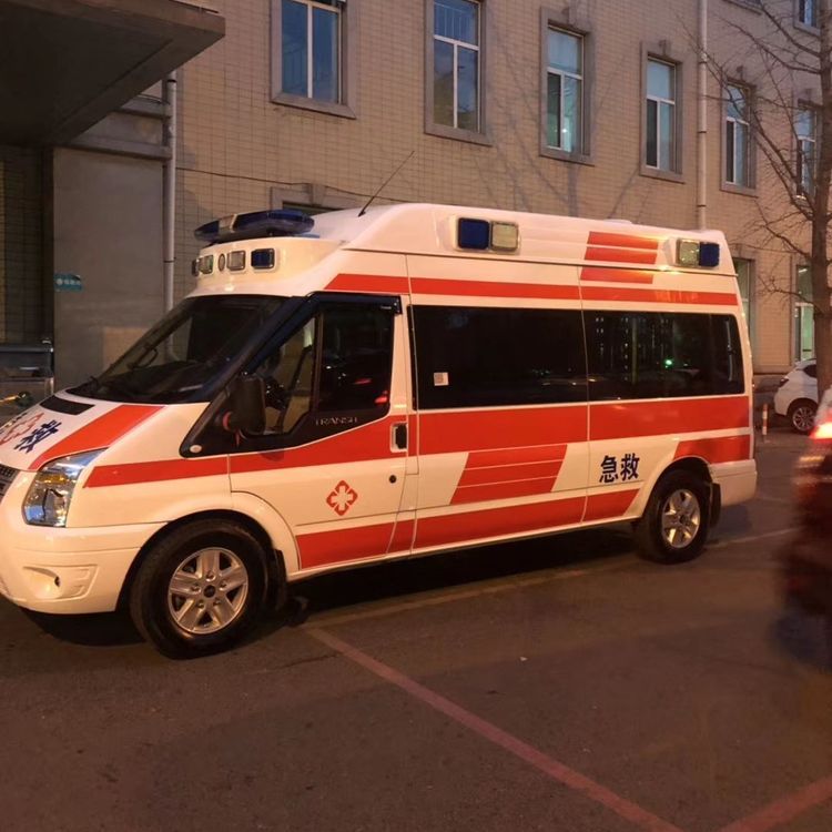 湖口夜间租赁救护车护送病人转院：安全转运的 8 大核心注意事项